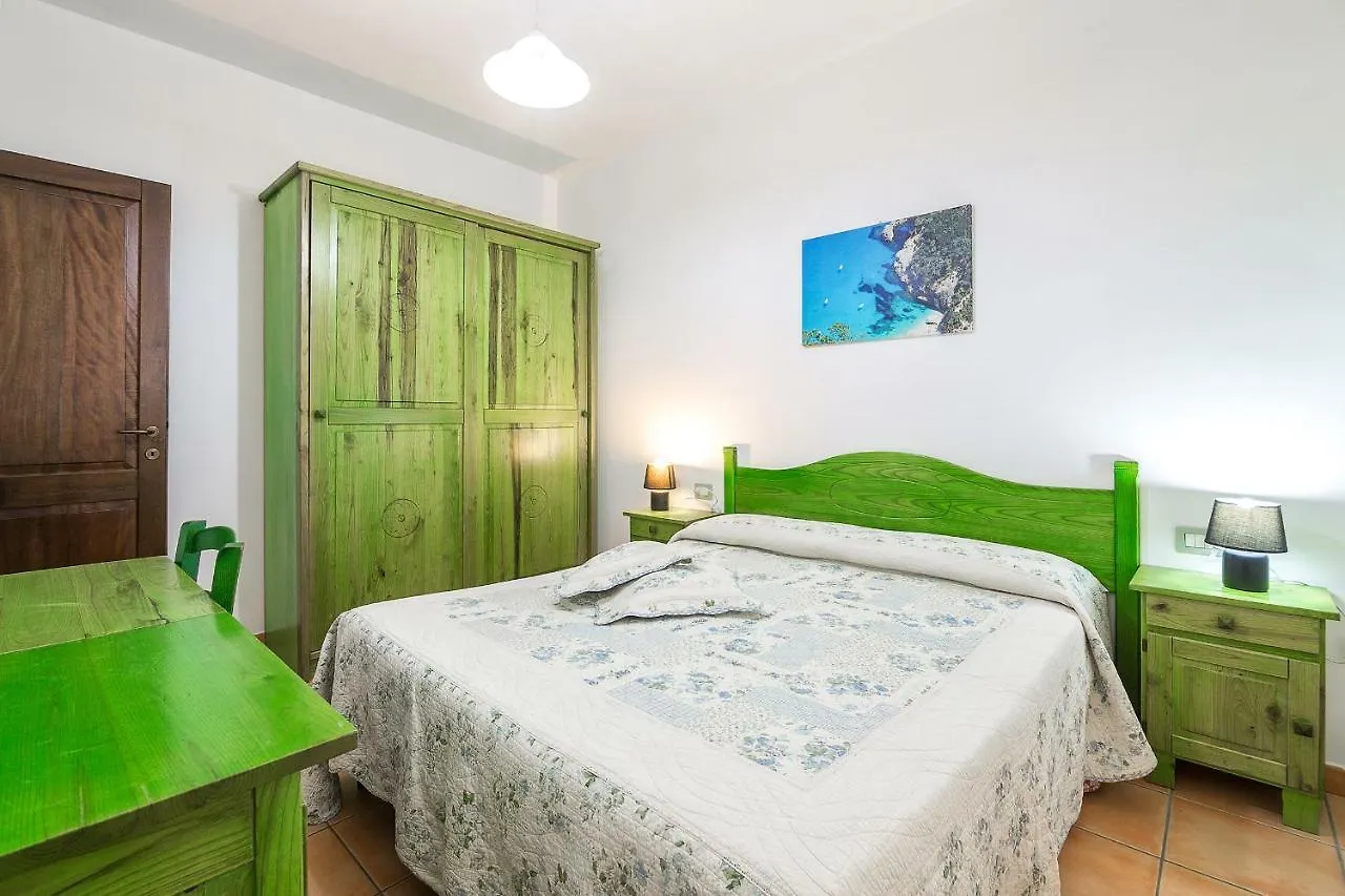 Casa Anna Villa Santa Maria Navarrese İtalya